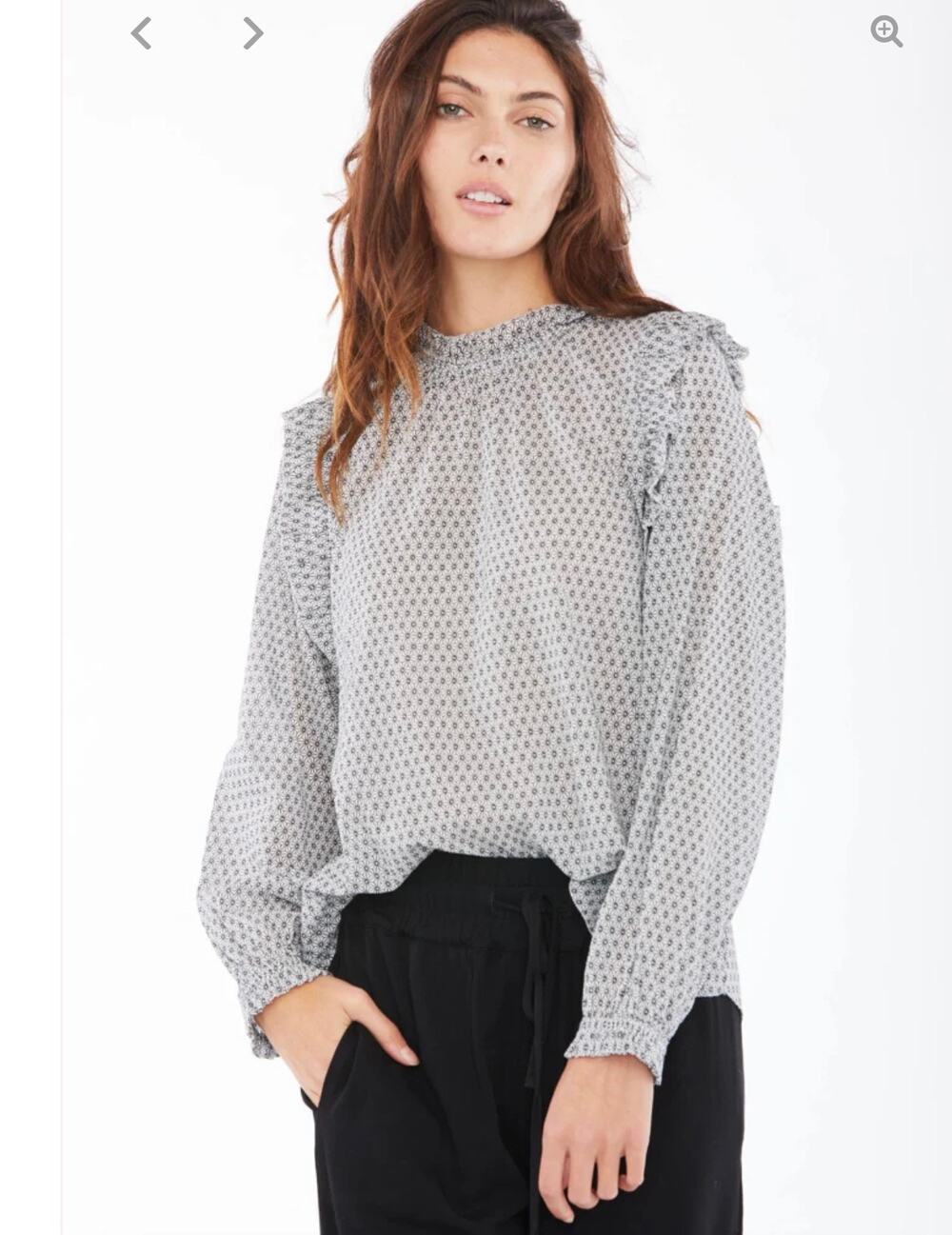 NWT SUNDAYS Alexa Blouse Ruffle Blouse White Gray Cotton Printed Medium
